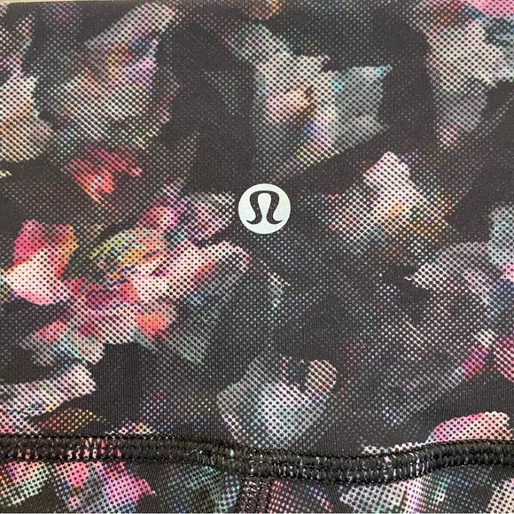 Lululemon Wunder Under High Rise Tight 28” - Full On Luxtreme in Activate Floral - Picture 7 of 9